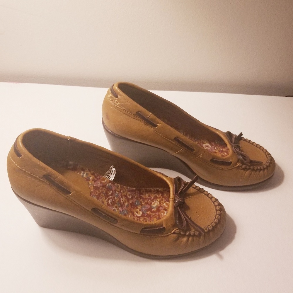 Wedges - Picture 2 of 4